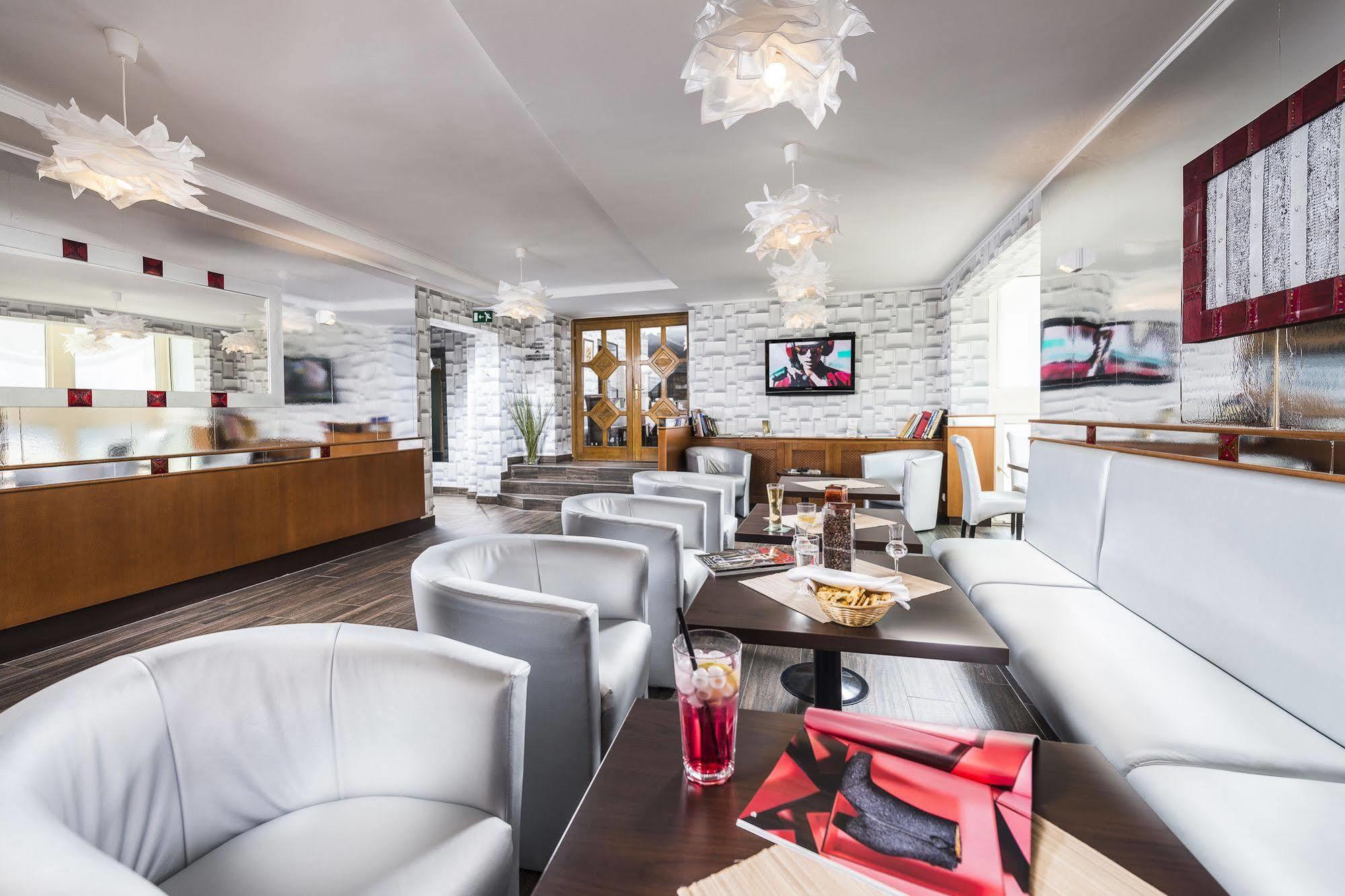 Hotel Central Nyíregyháza Εξωτερικό φωτογραφία