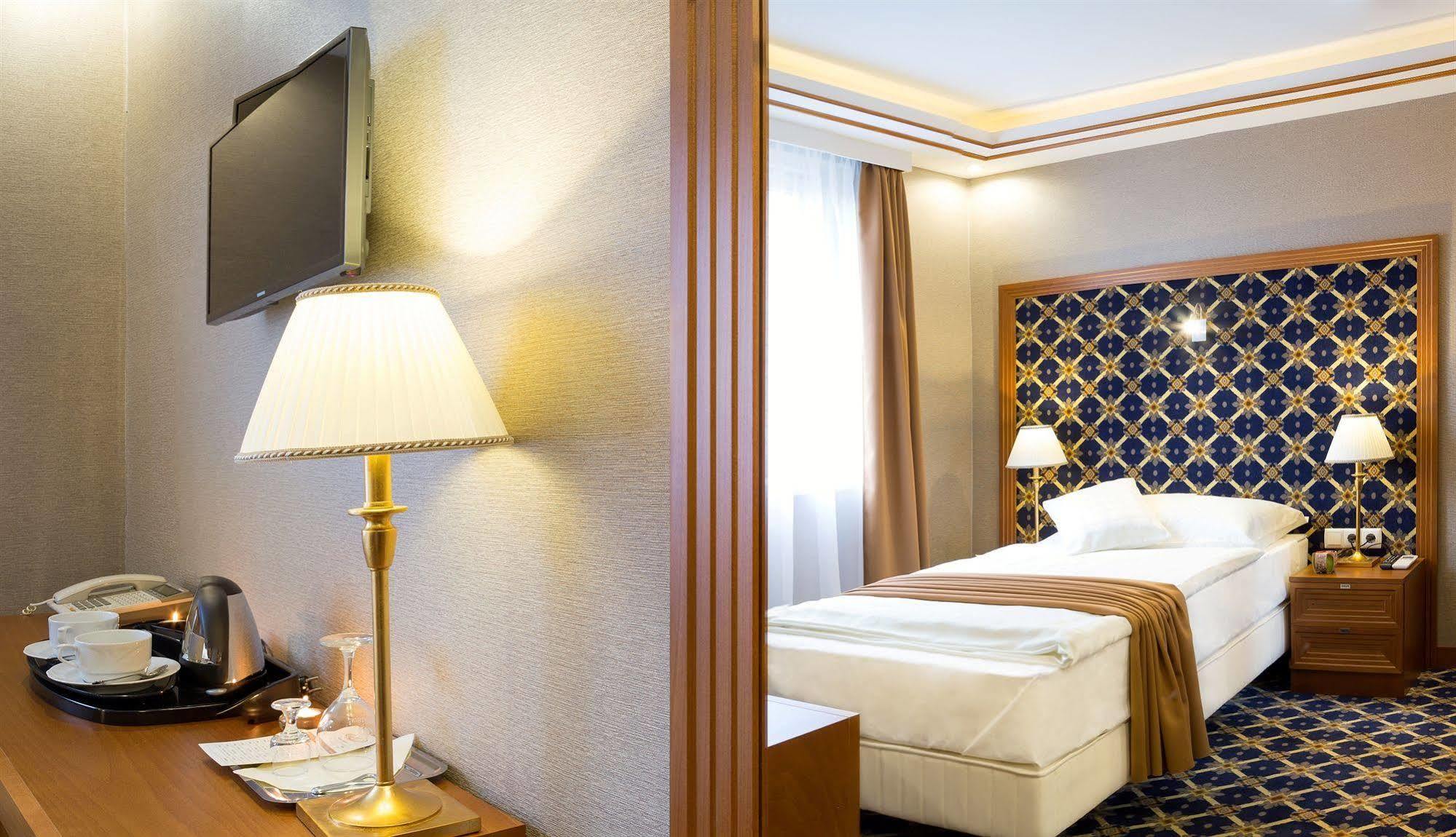 Hotel Central Nyíregyháza Εξωτερικό φωτογραφία