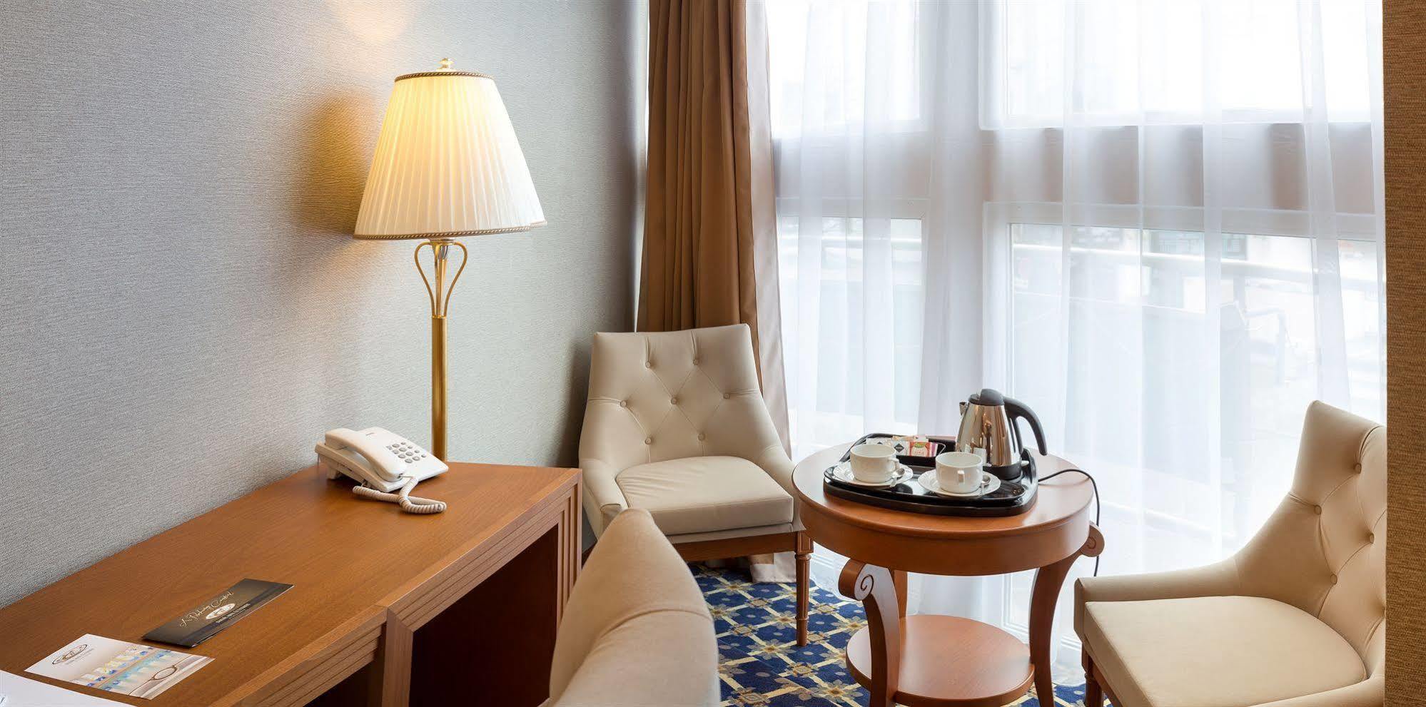 Hotel Central Nyíregyháza Εξωτερικό φωτογραφία