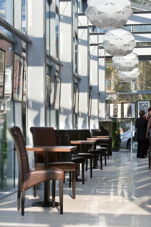 Hotel Central Nyíregyháza Εξωτερικό φωτογραφία